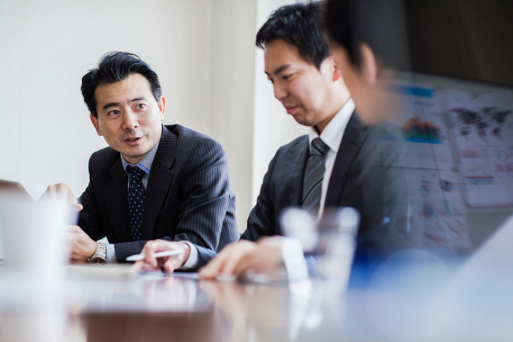 士業・情報調査部門